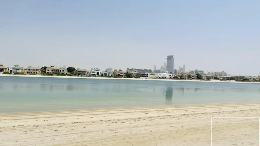 Villa de 5 dormitorios en Garden Homes, UAE No. 2736 № 1