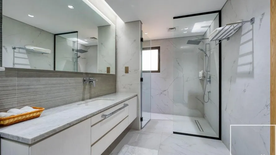 Villa de 3 dormitorios en Canal Cove Villas, UAE No. 2814 № 12