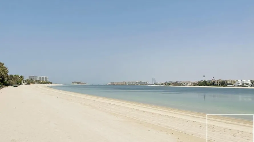 Villa de 5 dormitorios en Garden Homes, UAE No. 2736 № 4