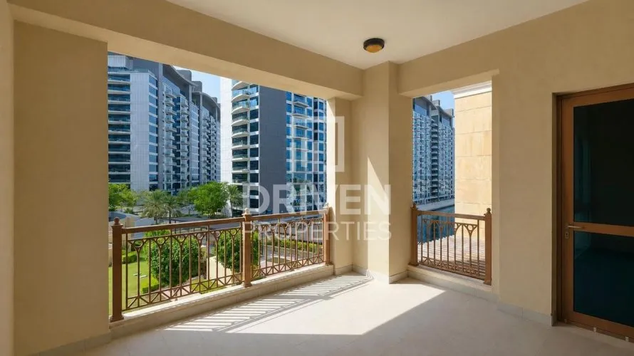 Apartamento de 2 dormitorios en Marina Residences, UAE No. 2799 № 1