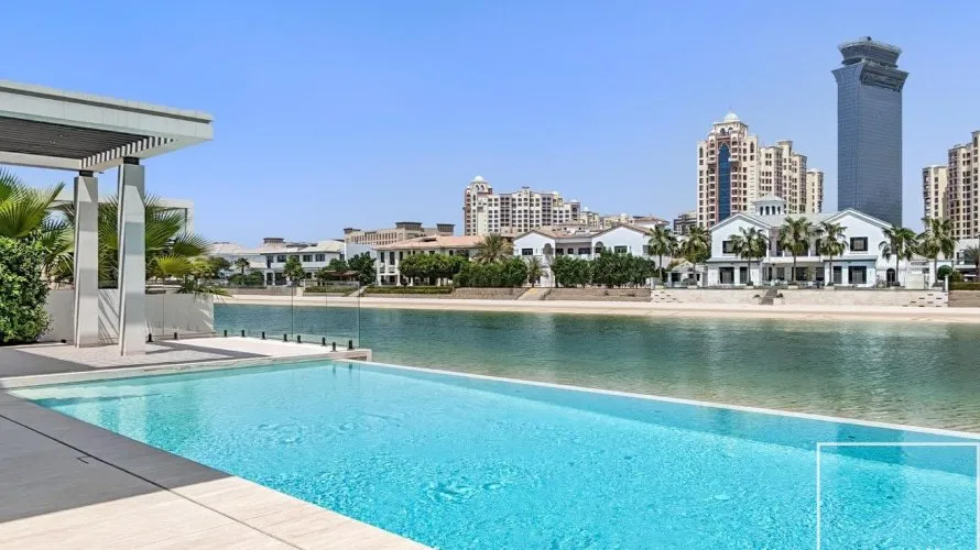 Villa de 5 dormitorios en Garden Homes, UAE No. 2815 № 14