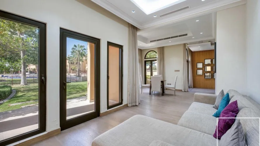 Villa de 3 dormitorios en Canal Cove Villas, UAE No. 2814 № 7