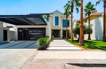 Villa de 4 dormitorios en Palm Jumeirah, UAE No. 2845