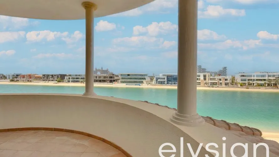 Villa de 5 chambres à Signature Villas, UAE No. 425 № 1