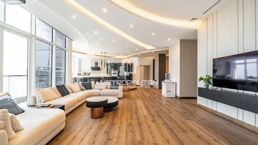 Penthouse de 4 chambres à Oceana, UAE No. 1021 № 1