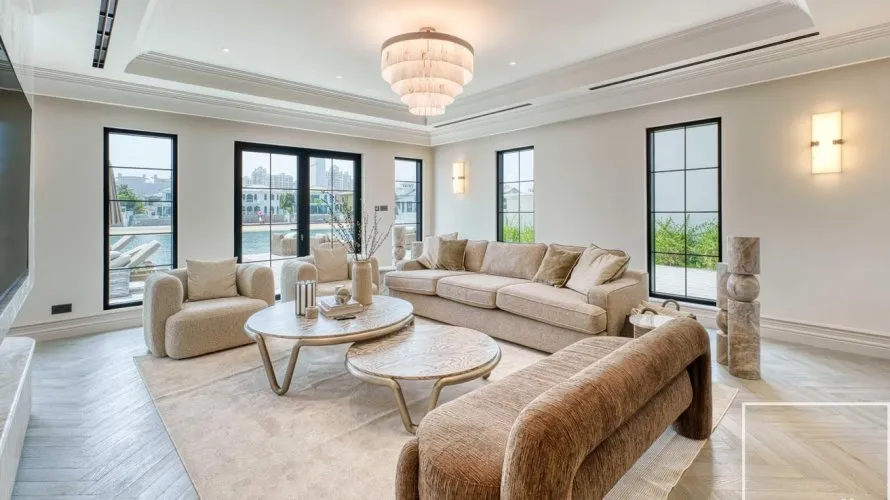 Villa de 5 chambres à Garden Homes, UAE No. 1116 № 1