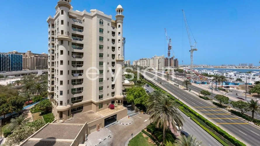Appartement de 3 chambres à Shoreline Apartments, UAE No. 509 № 2