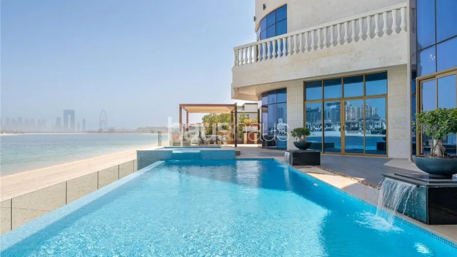 Villa de 7 chambres à Palm Jumeirah, UAE No. 577