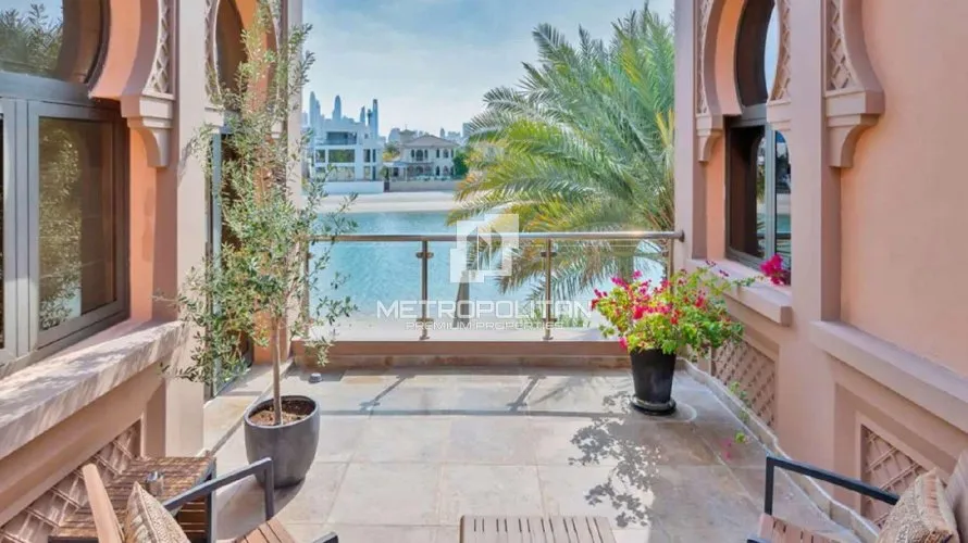 Villa de 5 chambres à Signature Villas, UAE No. 359 № 7