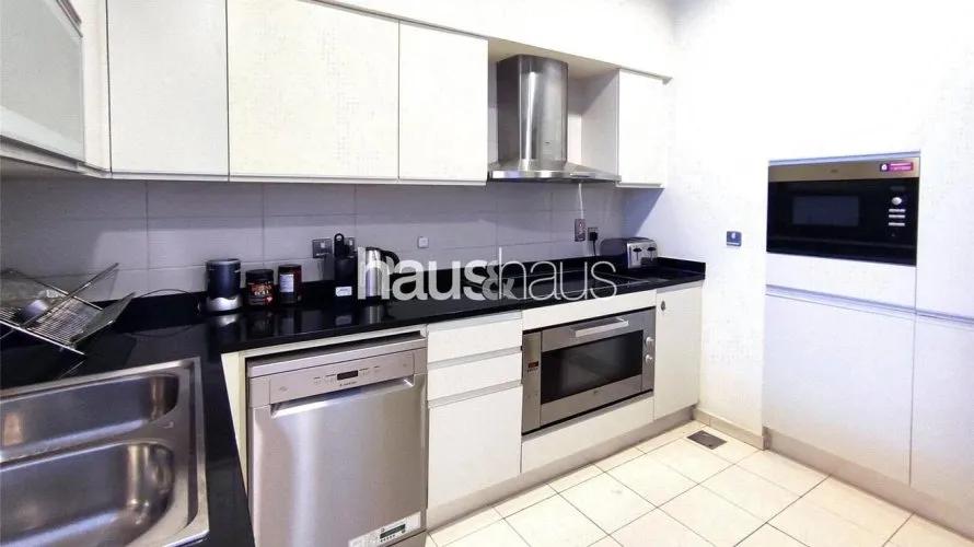 Appartement de 2 chambres à Oceana, UAE No. 597 № 8