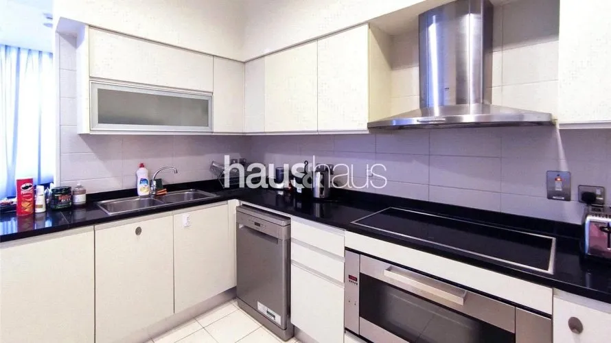 Appartement de 2 chambres à Oceana, UAE No. 597 № 7