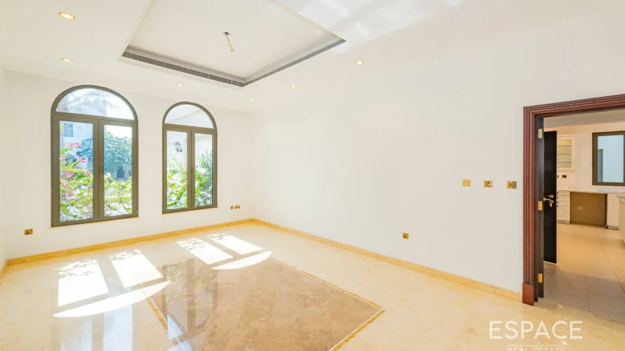 Villa de 6 chambres à Palm Jumeirah, UAE No. 880 № 2