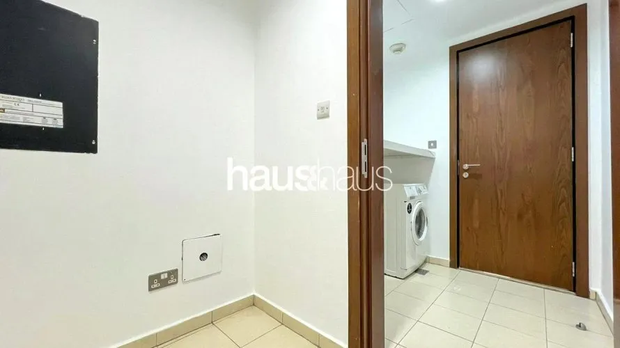 Appartement de 2 chambres à Oceana, UAE No. 611 № 8