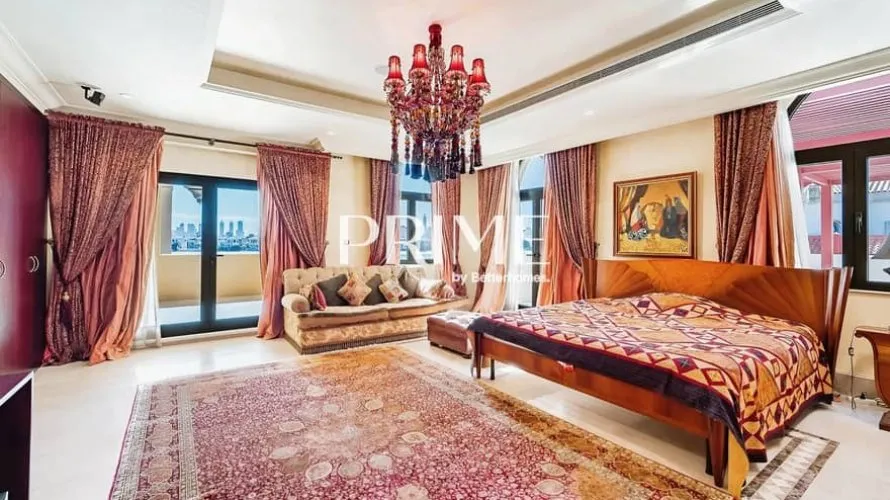 Villa de 5 chambres à Palm Jumeirah, UAE No. 747