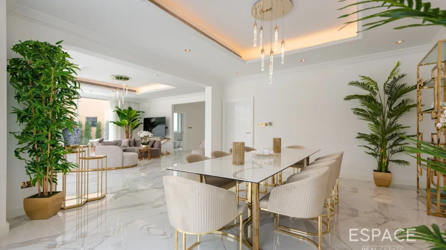 Villa de 6 chambres à Palm Jumeirah, UAE No. 933 № 3