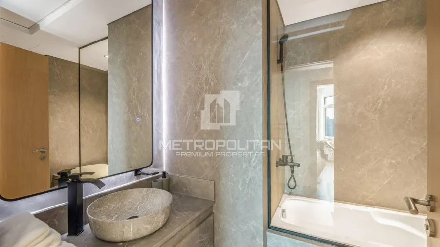 Appartement de 2 chambres à Shoreline Apartments, UAE No. 444 № 9