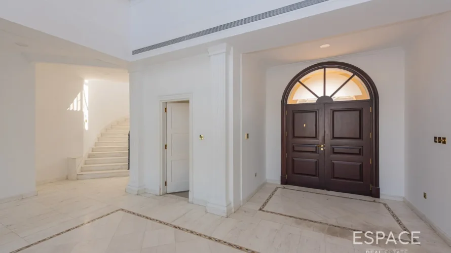 Villa de 6 chambres à Palm Jumeirah, UAE No. 879 № 5