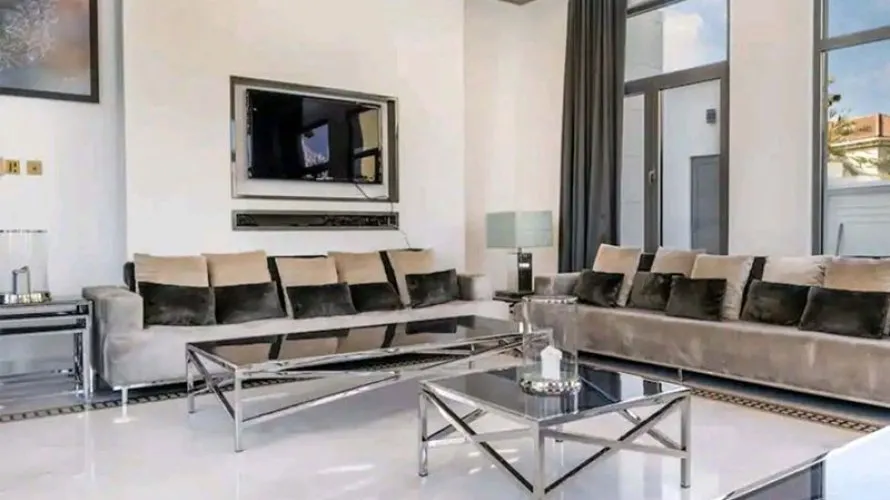 Villa de 6 chambres à Signature Villas, UAE No. 297 № 2