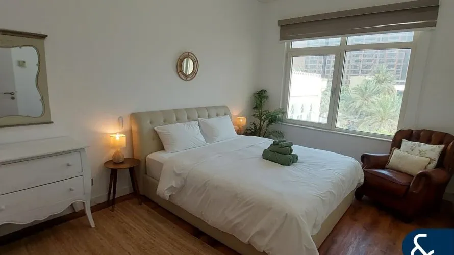 Appartement de 2 chambres à Shoreline Apartments, UAE No. 1361 № 2