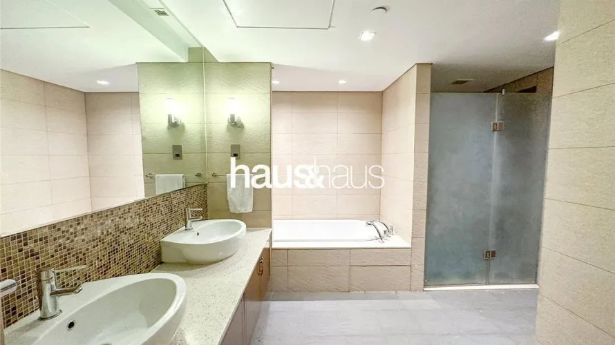 Appartement de 2 chambres à Marina Residences, UAE No. 590 № 7