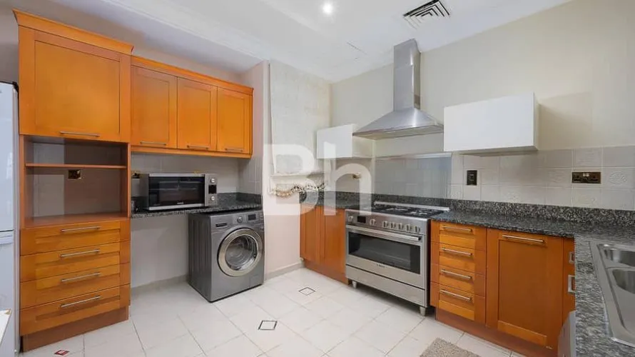 Villa de 4 chambres à Palm Jumeirah, UAE No. 777 № 25