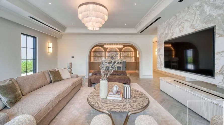 Villa de 5 chambres à Garden Homes, UAE No. 1116 № 3