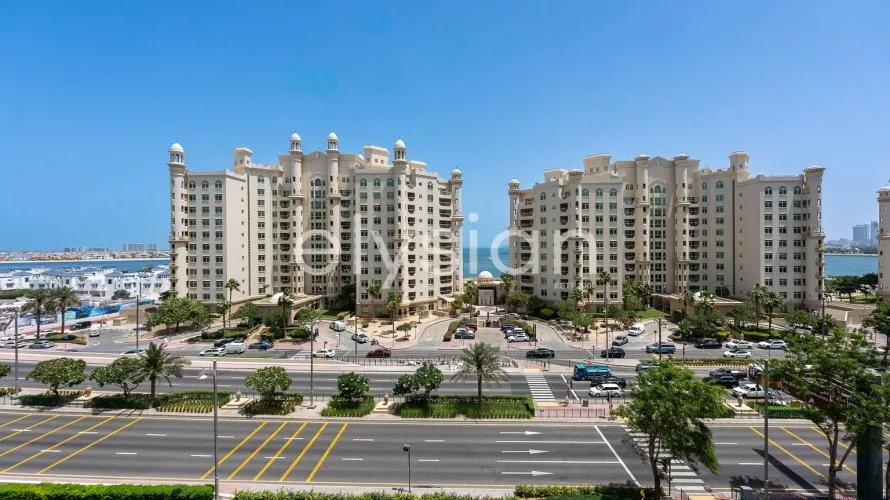 Appartement de 3 chambres à Shoreline Apartments, UAE No. 509 № 1