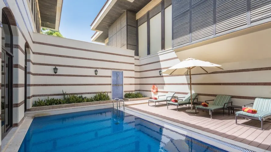 Villa de 5 chambres à Palm Jumeirah, UAE No. 1340