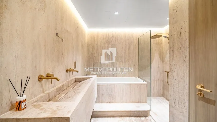 Appartement de 2 chambres à Oceana, UAE No. 1018 № 12