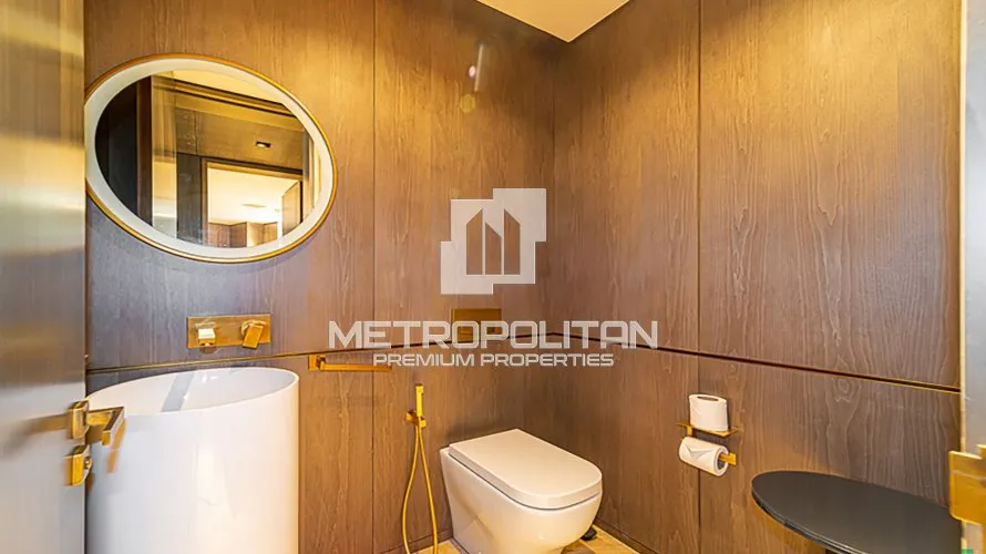 Appartement de 2 chambres à FIVE Palm Jumeirah, UAE No. 245 № 17