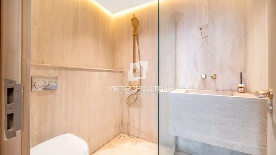 Appartement de 2 chambres à Oceana, UAE No. 1018 № 13