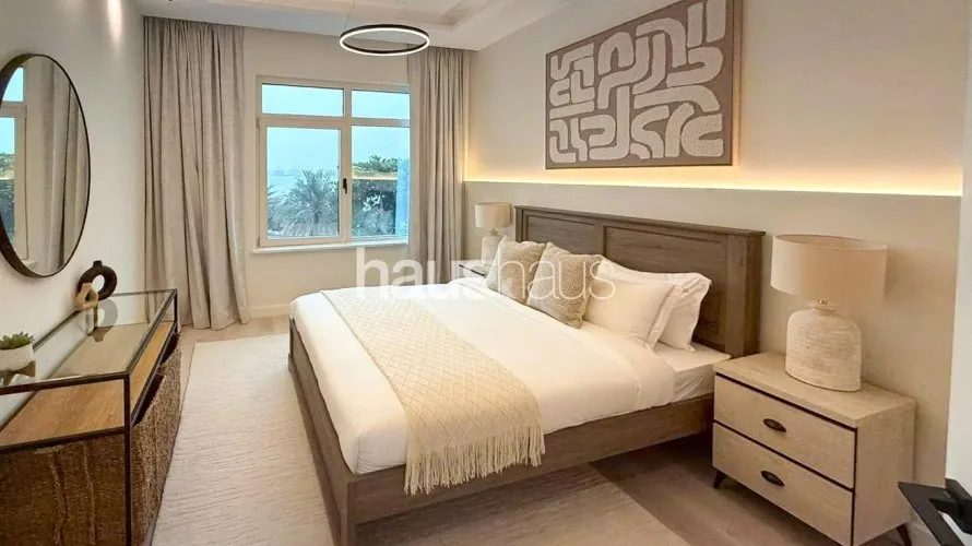 Appartement de 2 chambres à Shoreline Apartments, UAE No. 541 № 2