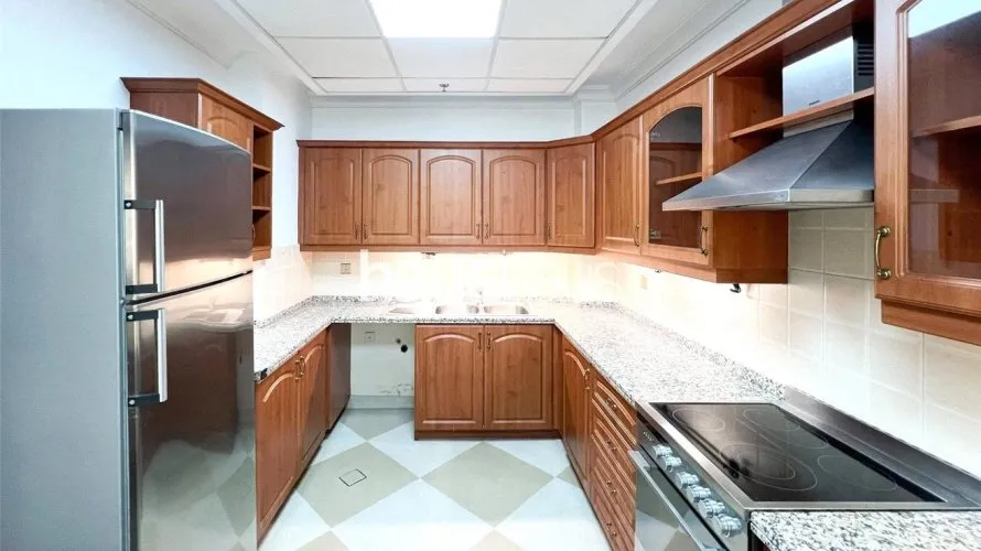 Appartement de 2 chambres à The Crescent, UAE No. 554 № 2