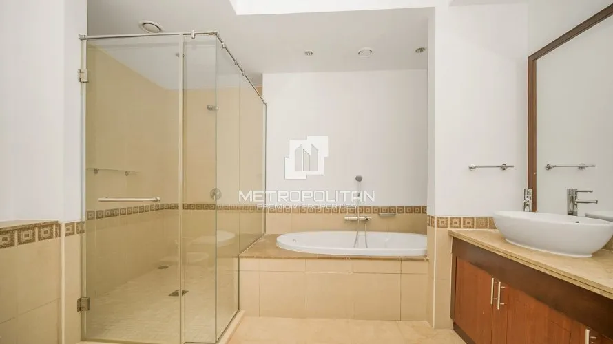 Maison de ville de 3 chambres à Palm Jumeirah, UAE No. 454 № 22