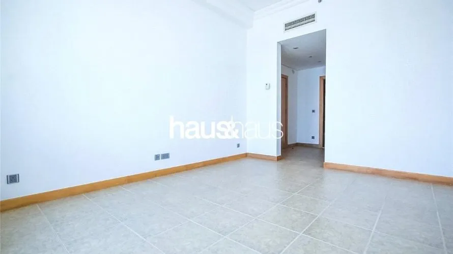 Appartement de 1 chambre à Shoreline Apartments, UAE No. 542 № 2