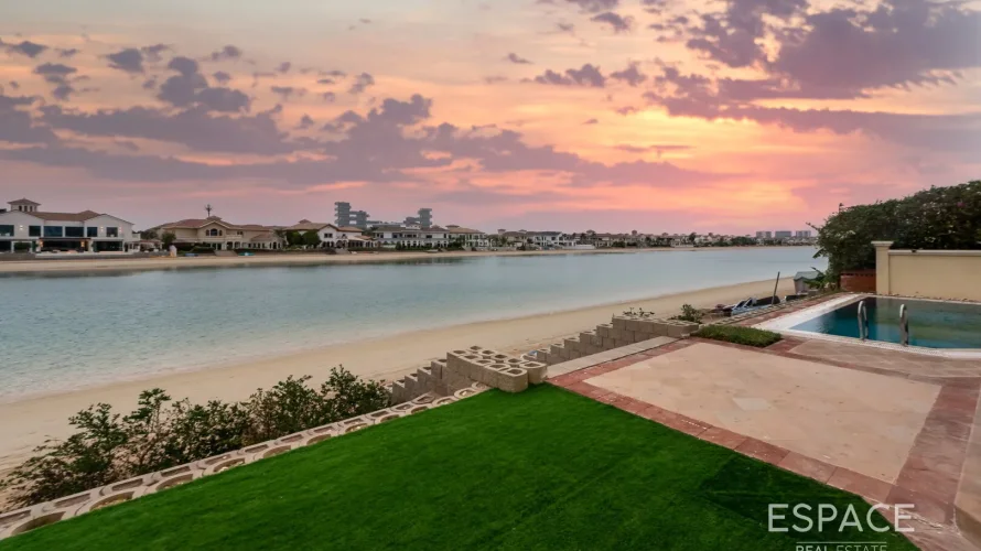 Villa de 4 chambres à Palm Jumeirah, UAE No. 859 № 13