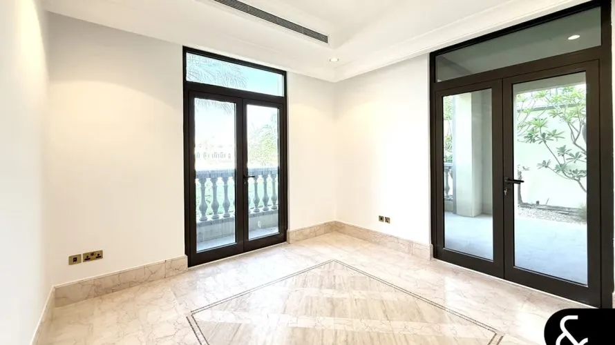 Villa de 6 chambres à Signature Villas, UAE No. 1051 № 11