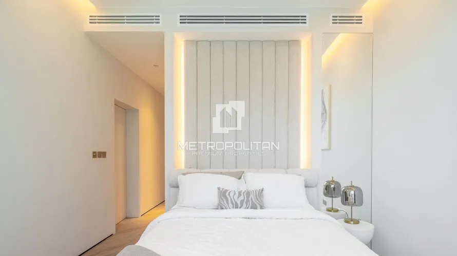 Appartement de 2 chambres à Oceana, UAE No. 1026 № 5