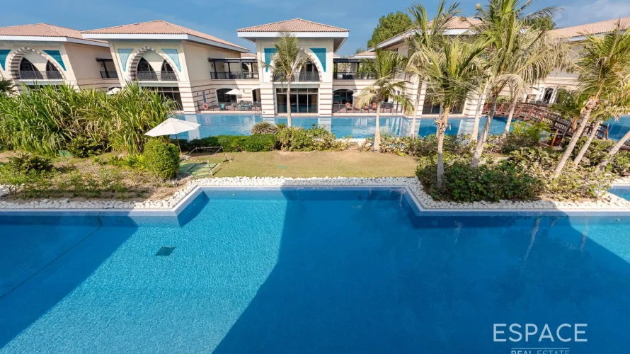 Villa de 4 chambres à Palm Jumeirah, UAE No. 870 № 17