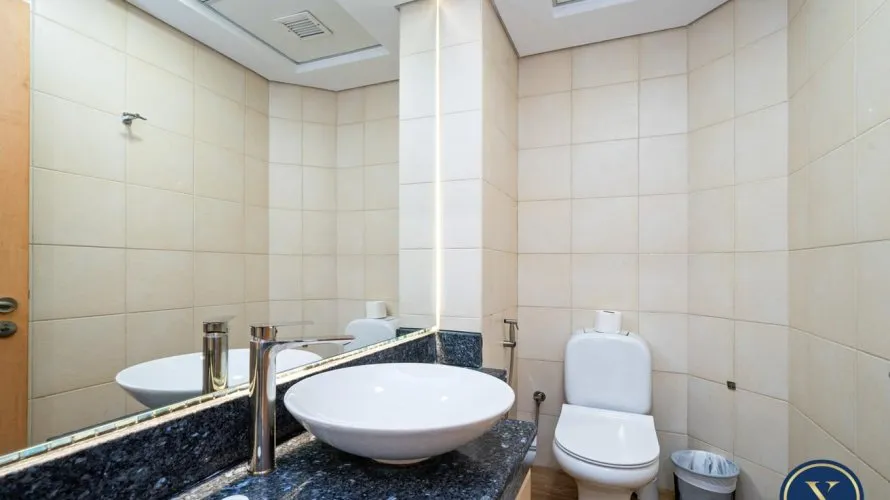 Appartement de 2 chambres à Shoreline Apartments, UAE No. 615 № 5