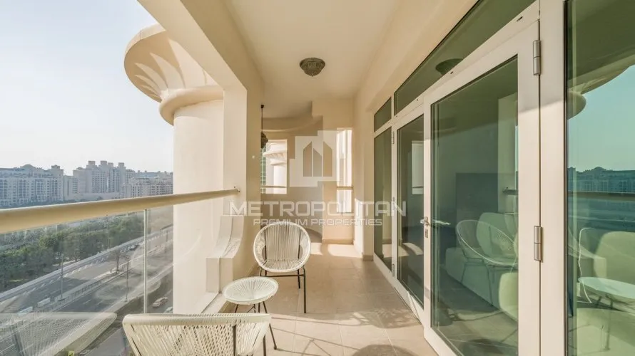 Appartement de 2 chambres à Shoreline Apartments, UAE No. 444 № 15