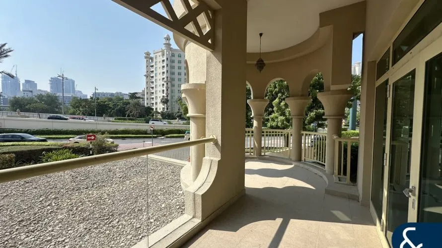 Appartement de 3 chambres à Shoreline Apartments, UAE No. 1206 № 2