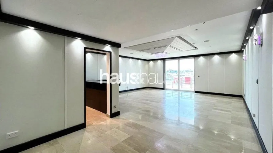 Appartement de 2 chambres à Oceana, UAE No. 611 № 3