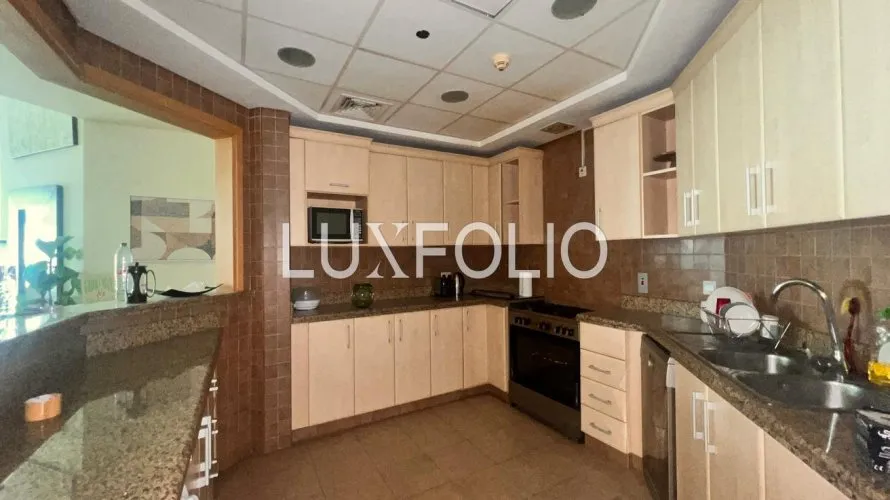 Appartement de 3 chambres à Shoreline Apartments, UAE No. 649 № 2