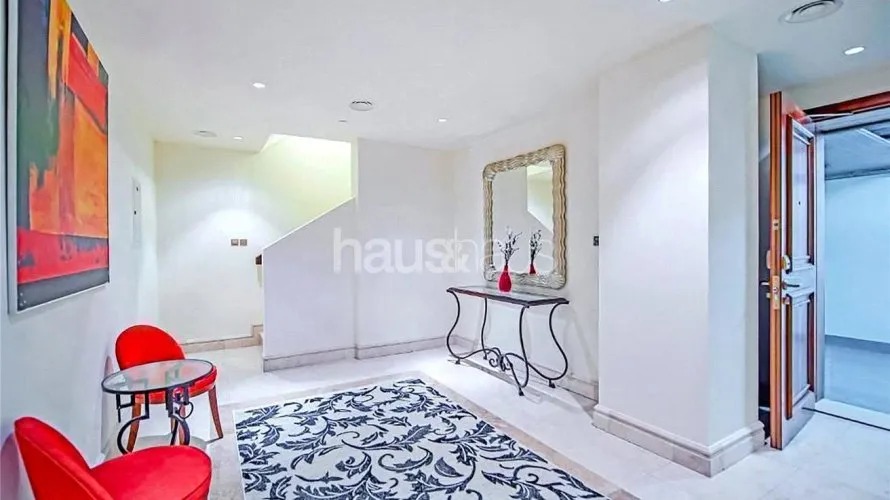 Maison de ville de 3 chambres à Palm Jumeirah, UAE No. 576 № 12