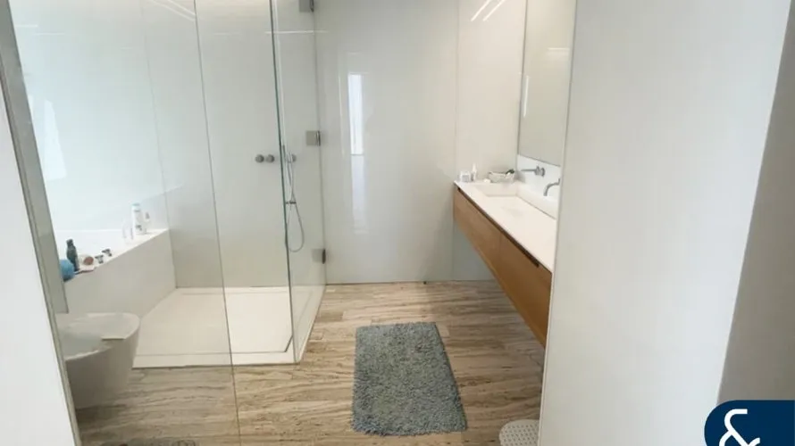 Appartement de 2 chambres à The Crescent, UAE No. 1152 № 4