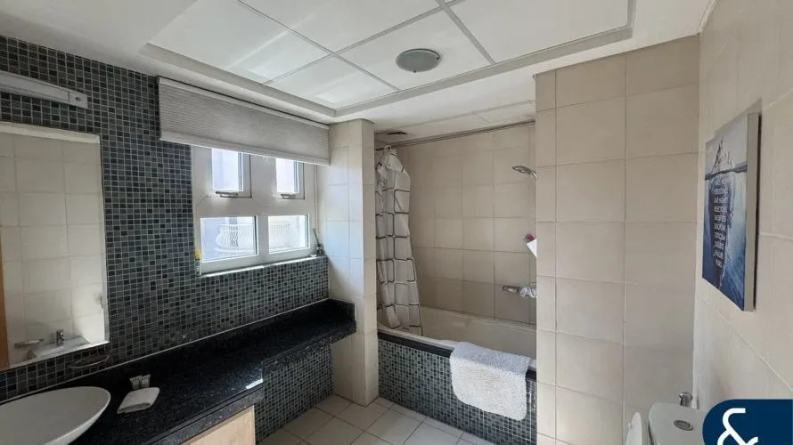 Appartement de 3 chambres à Shoreline Apartments, UAE No. 1364 № 11