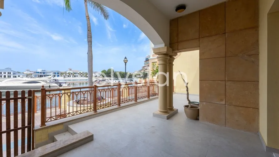 Maison de ville de 3 chambres à Marina Residences, UAE No. 506