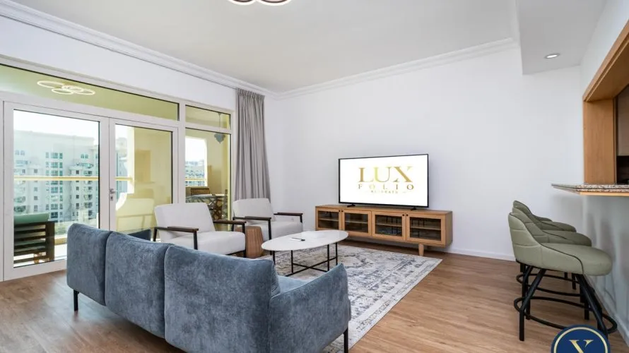 Appartement de 2 chambres à Shoreline Apartments, UAE No. 615 № 1