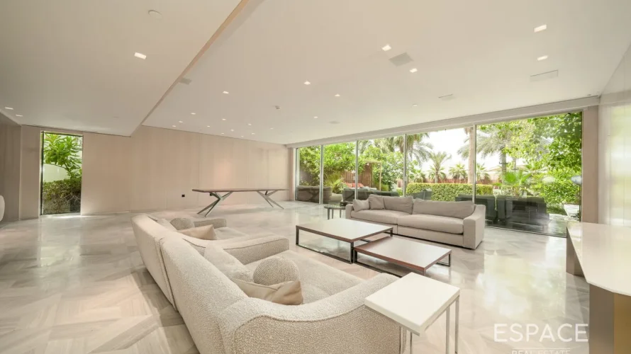 Villa de 5 chambres à Palm Jumeirah, UAE No. 865 № 1